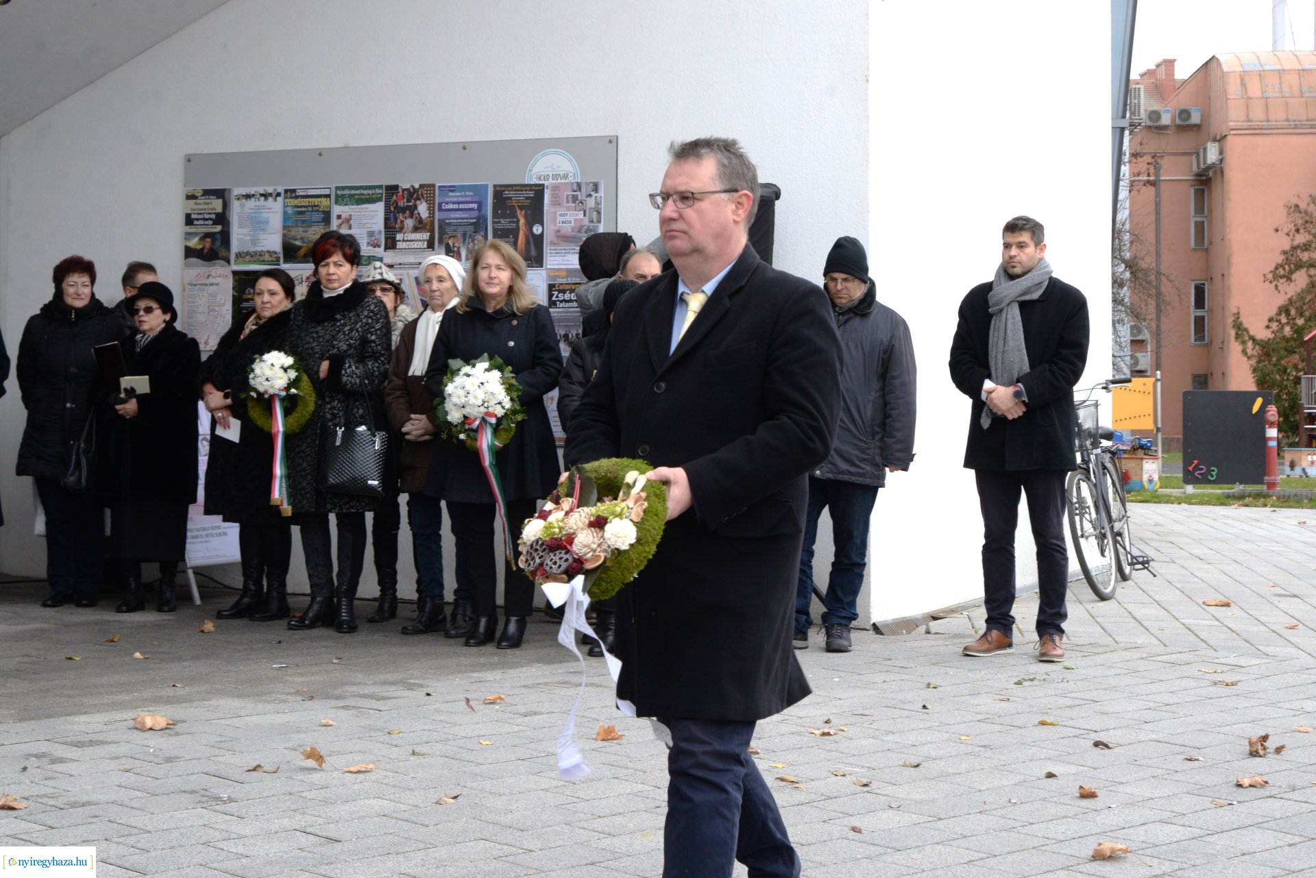 Koszorúzás és megemlékezés Váci Mihály születésnapján - 2023