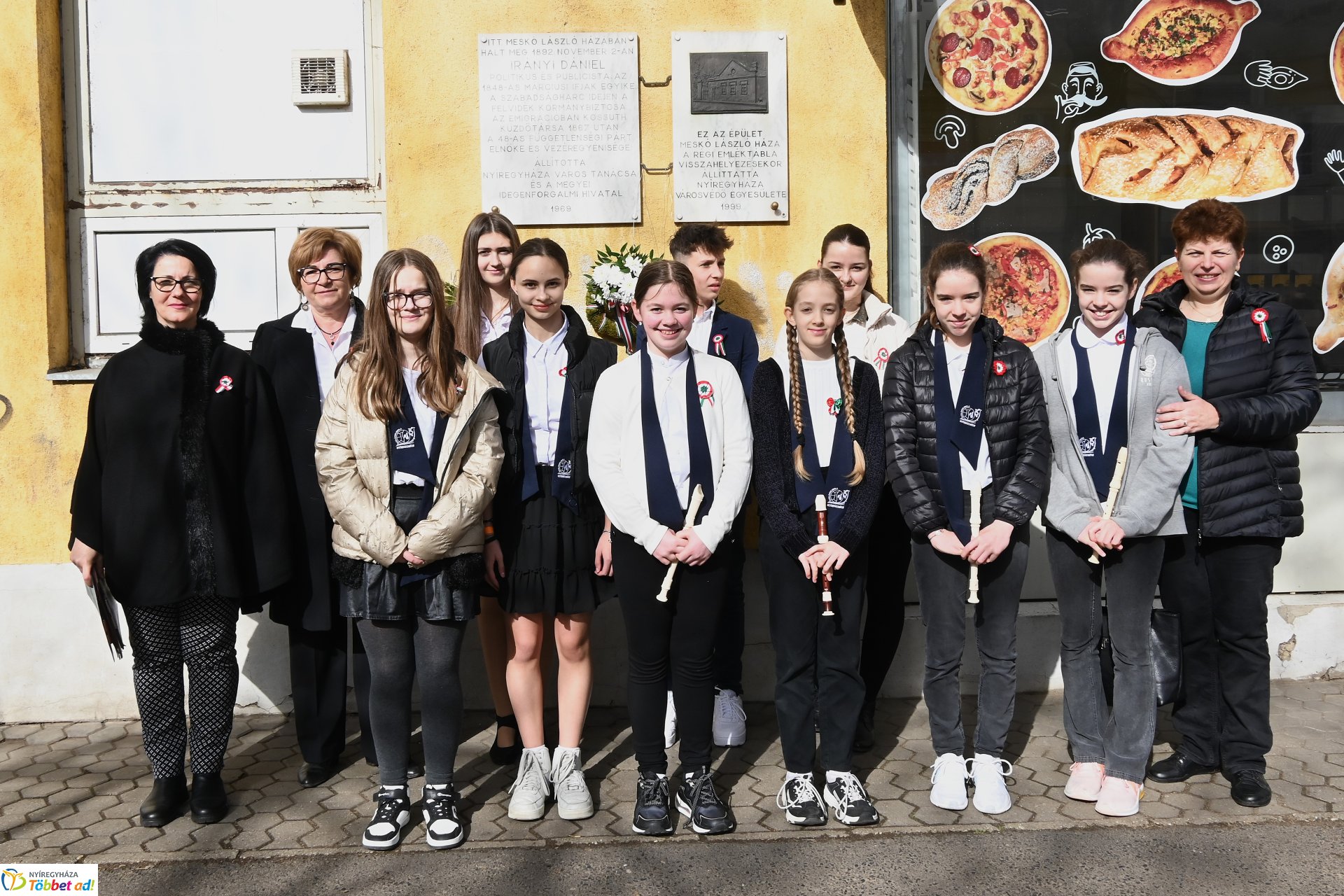 Koszorúzás Irányi Dániel emléktáblájánál