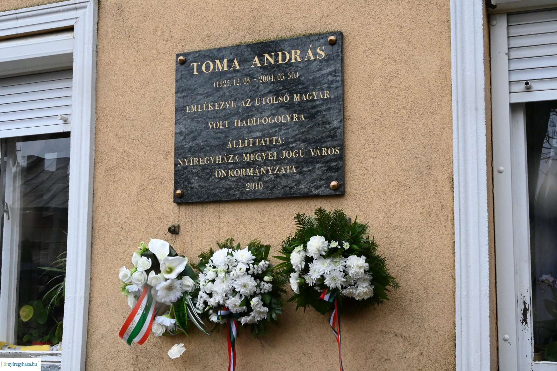 Koszorúzás Toma András emléktáblájánál 2024.