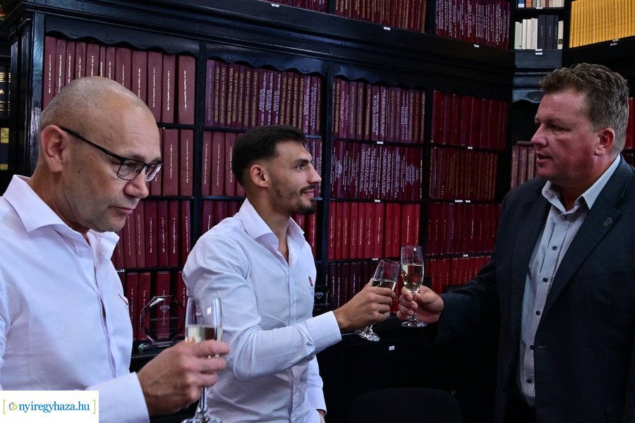 Kovács Richárd olimpikon köszöntése a Városházán