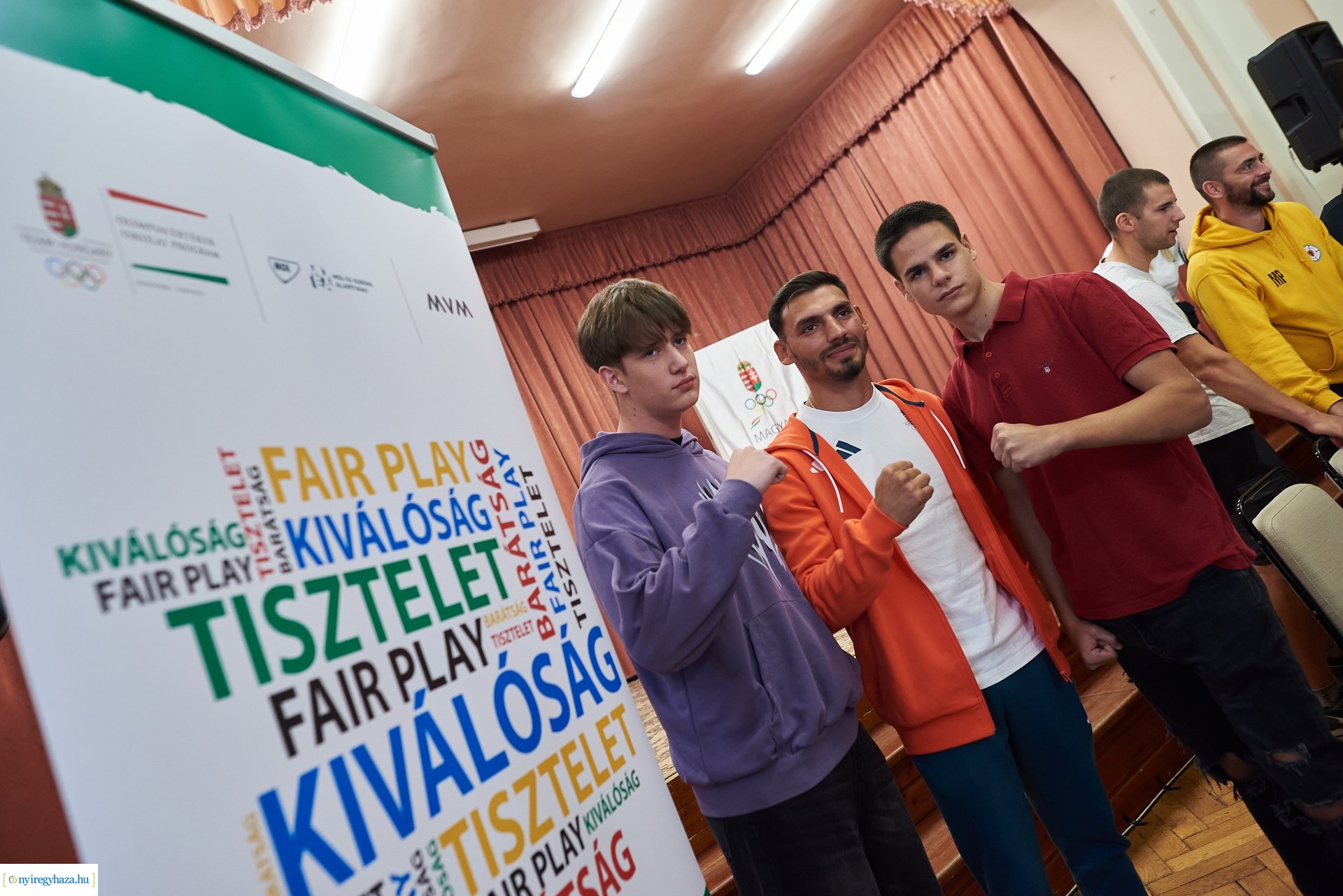 Kovács Ricsi olimpikon előadása a Kossuth gimiben