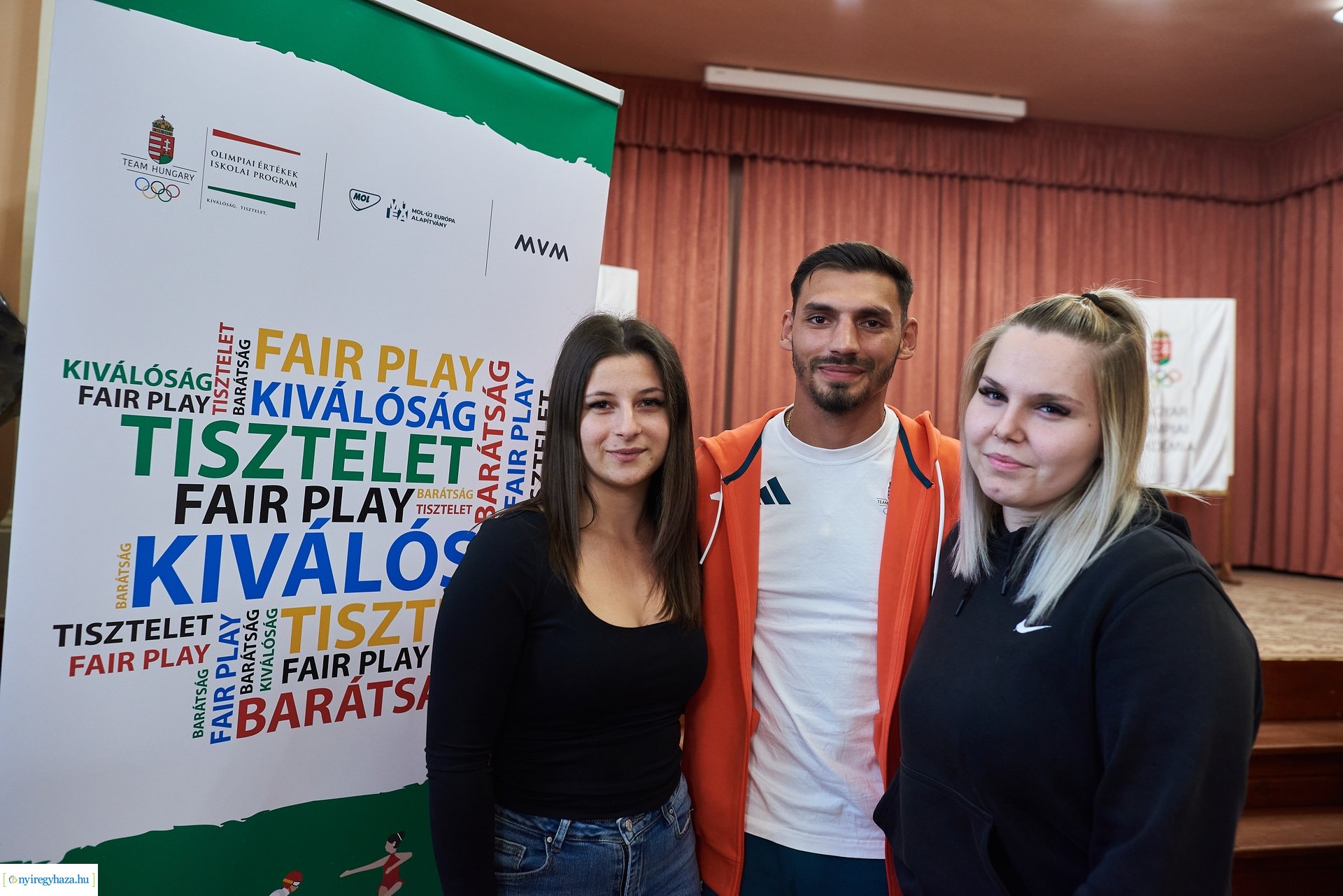 Kovács Ricsi olimpikon előadása a Kossuth gimiben