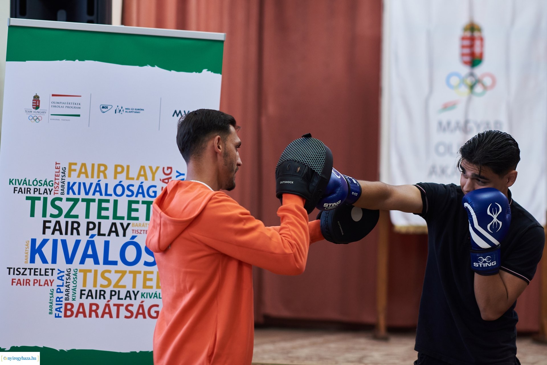 Kovács Ricsi olimpikon előadása a Kossuth gimiben