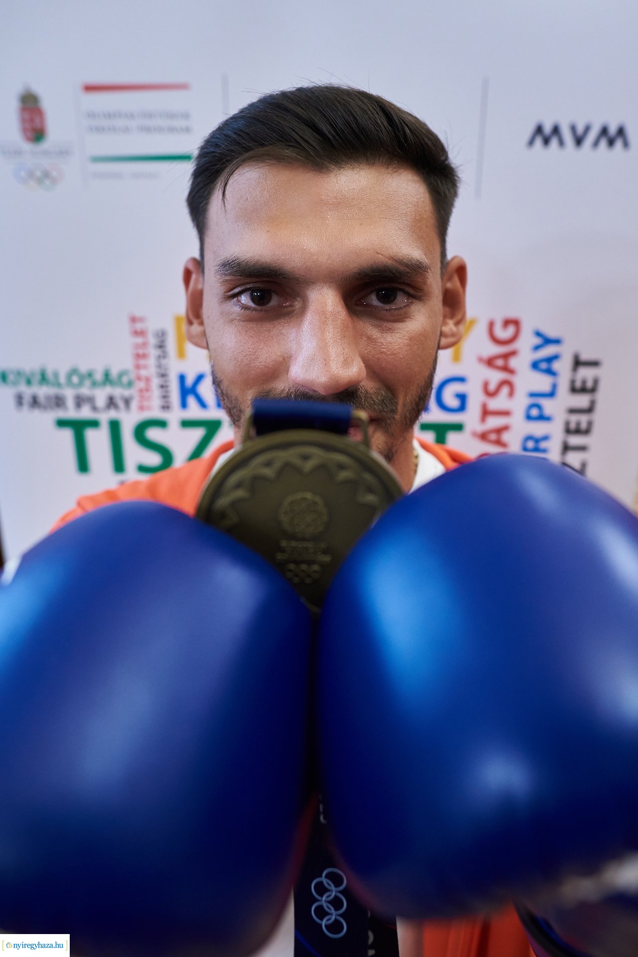 Kovács Ricsi olimpikon előadása a Kossuth gimiben