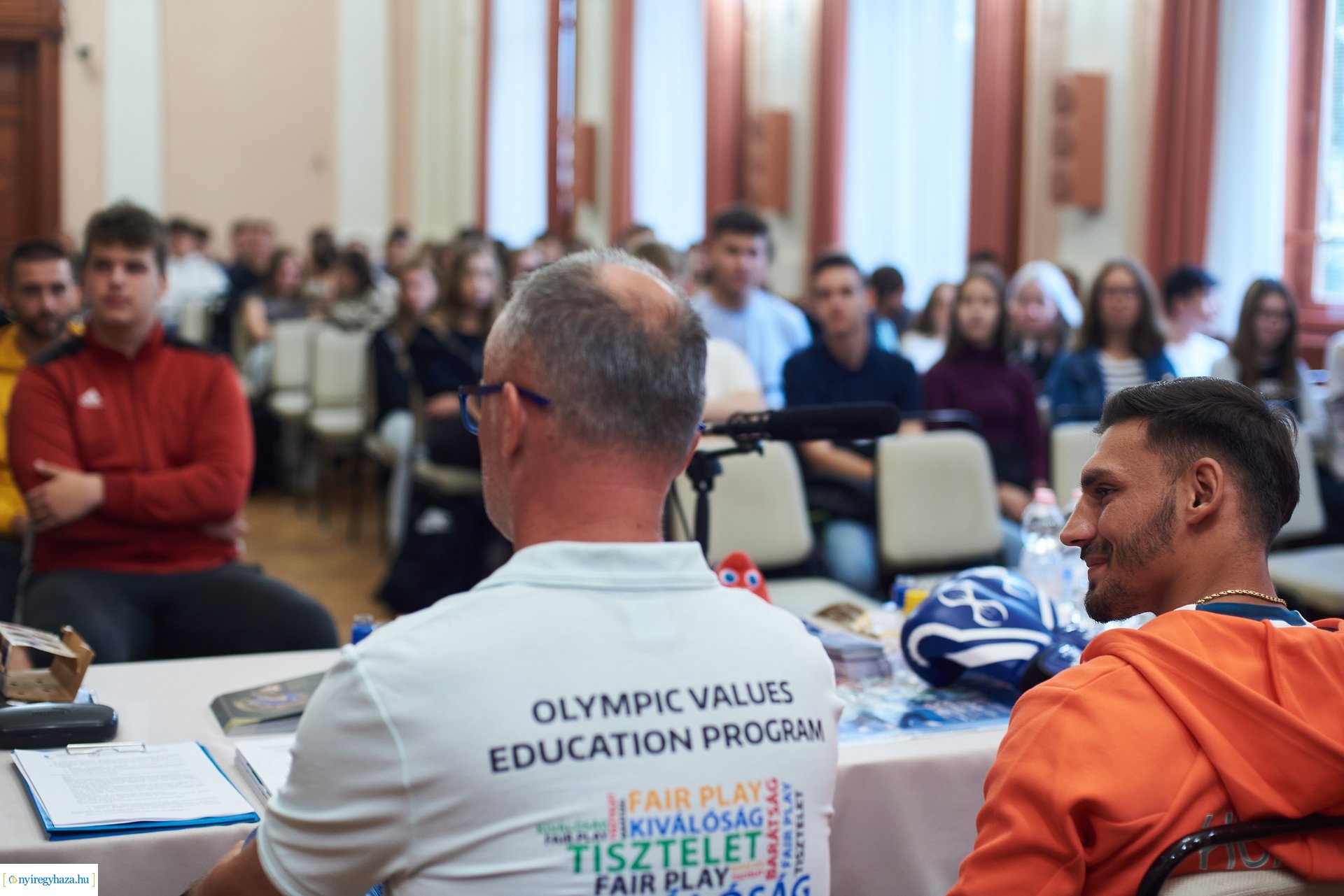 Kovács Ricsi olimpikon előadása a Kossuth gimiben