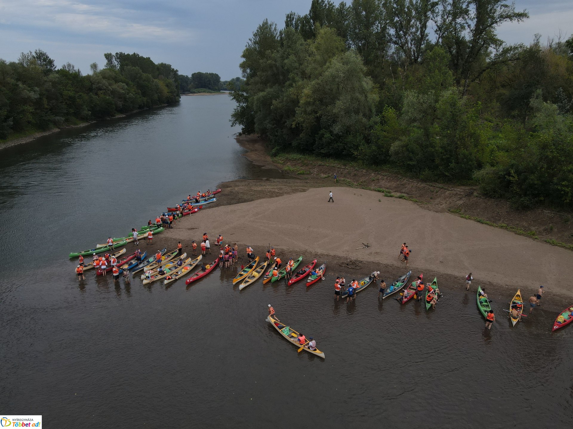Közel három tonna hulladékot gyűjtöttek össze az ifjú petkalózok a Felső-Tiszán