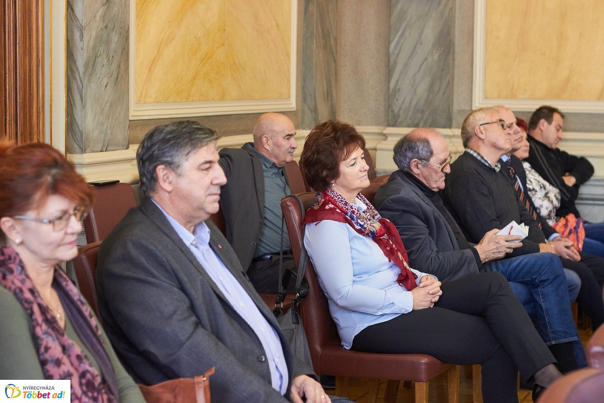 Közgazdasági előadás a Városházán