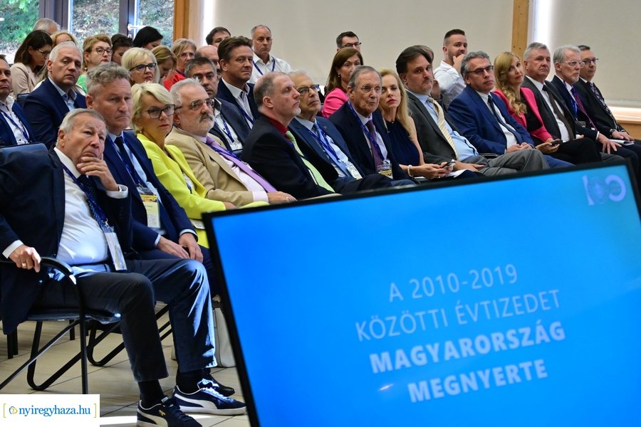 Közgazdász konferencia az egyetemen 20240905