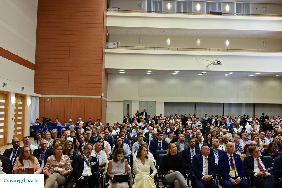 Közgazdász konferencia az egyetemen 20240905