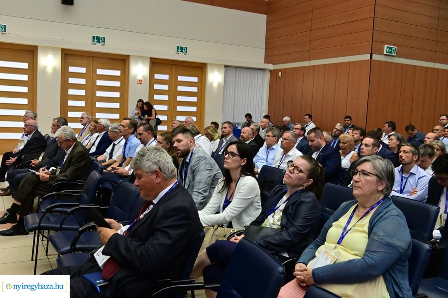 Közgazdász konferencia az egyetemen 20240905