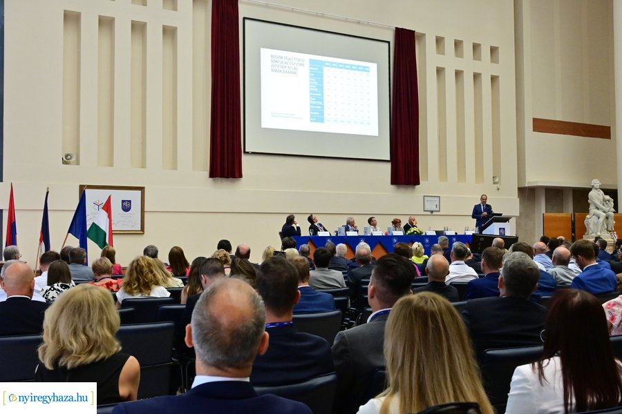 Közgazdász konferencia az egyetemen 20240905