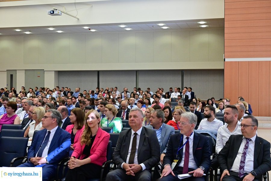 Közgazdász konferencia az egyetemen 20240905