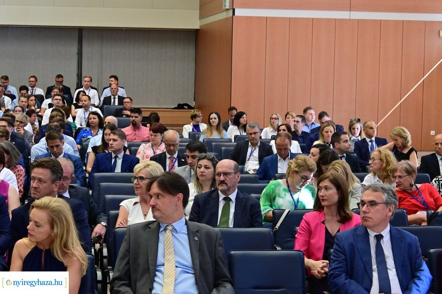 Közgazdász konferencia az egyetemen 20240905