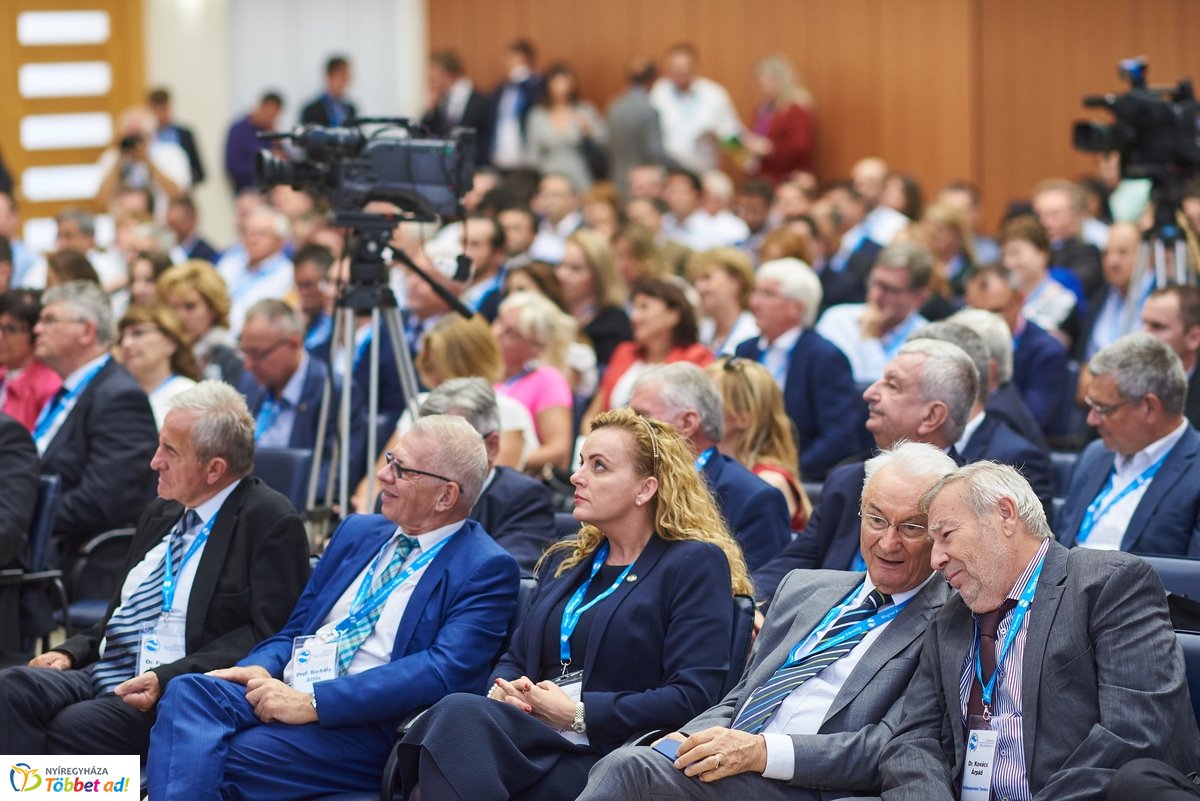 Közgazdász-vándorgyűlés az egyetemen