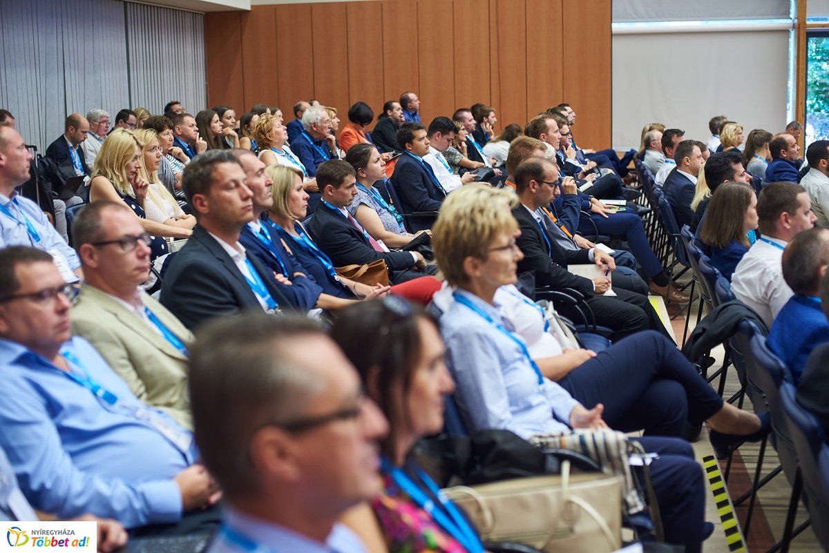 Közgazdász-vándorgyűlés az egyetemen