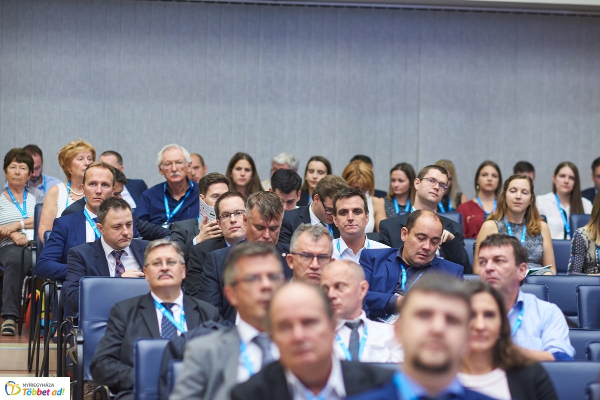 Közgazdász-vándorgyűlés az egyetemen