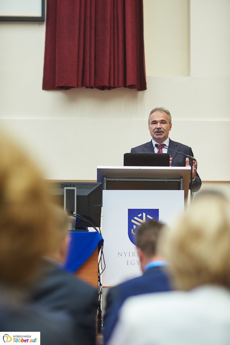 Közgazdász-vándorgyűlés az egyetemen