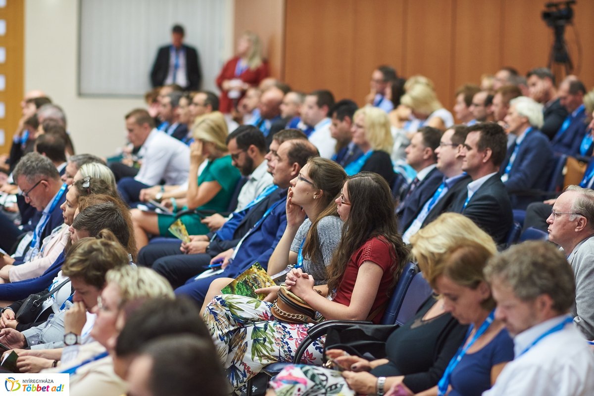 Közgazdász-vándorgyűlés az egyetemen