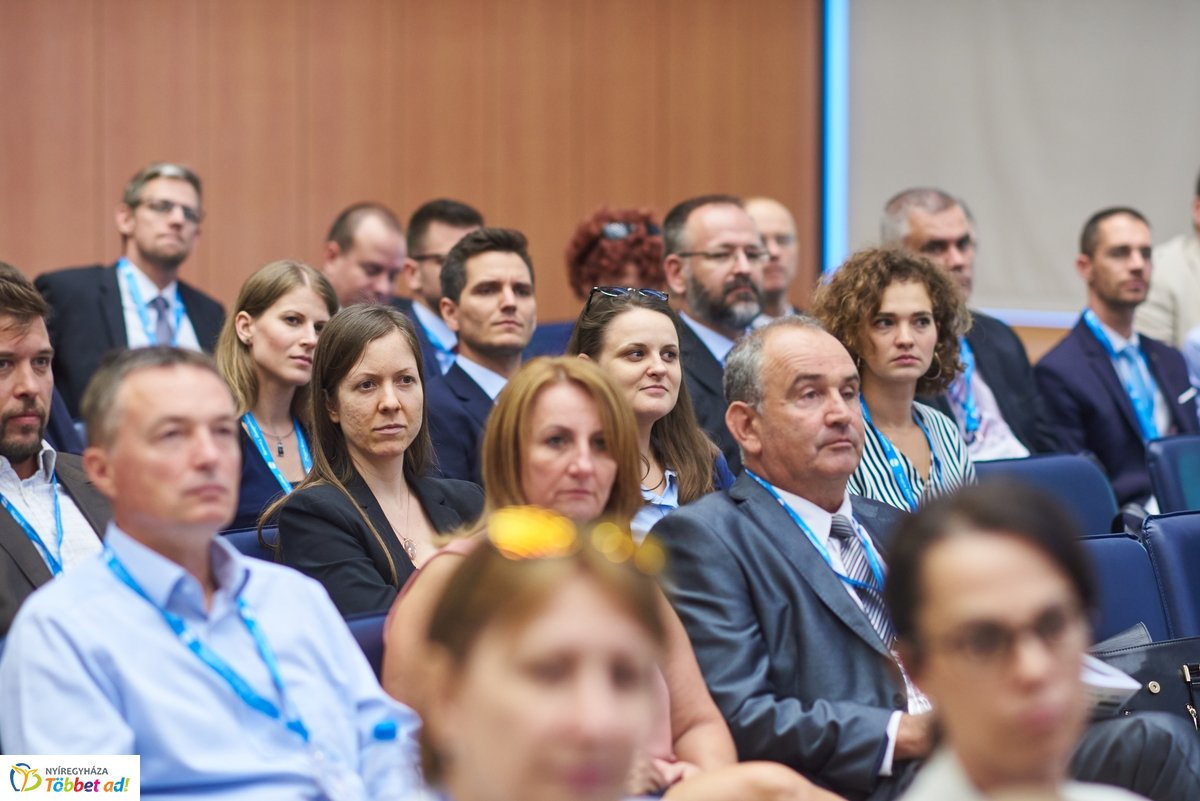 Közgazdász-vándorgyűlés az egyetemen