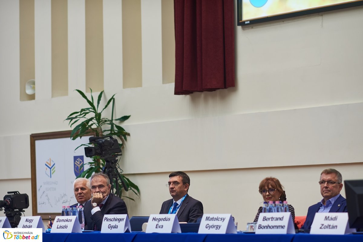 Közgazdász-vándorgyűlés az egyetemen