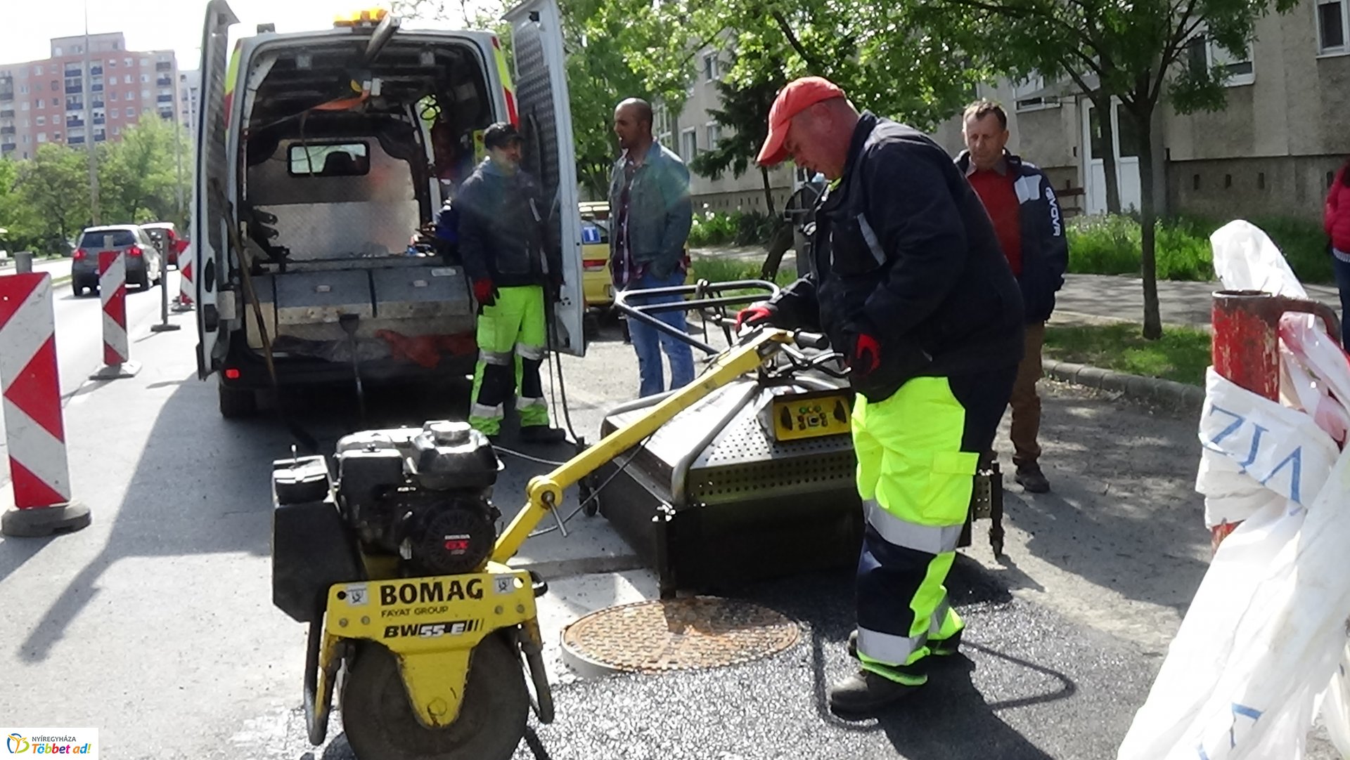 Közműfedeleket helyeztek szintbe a Ferenc körúton