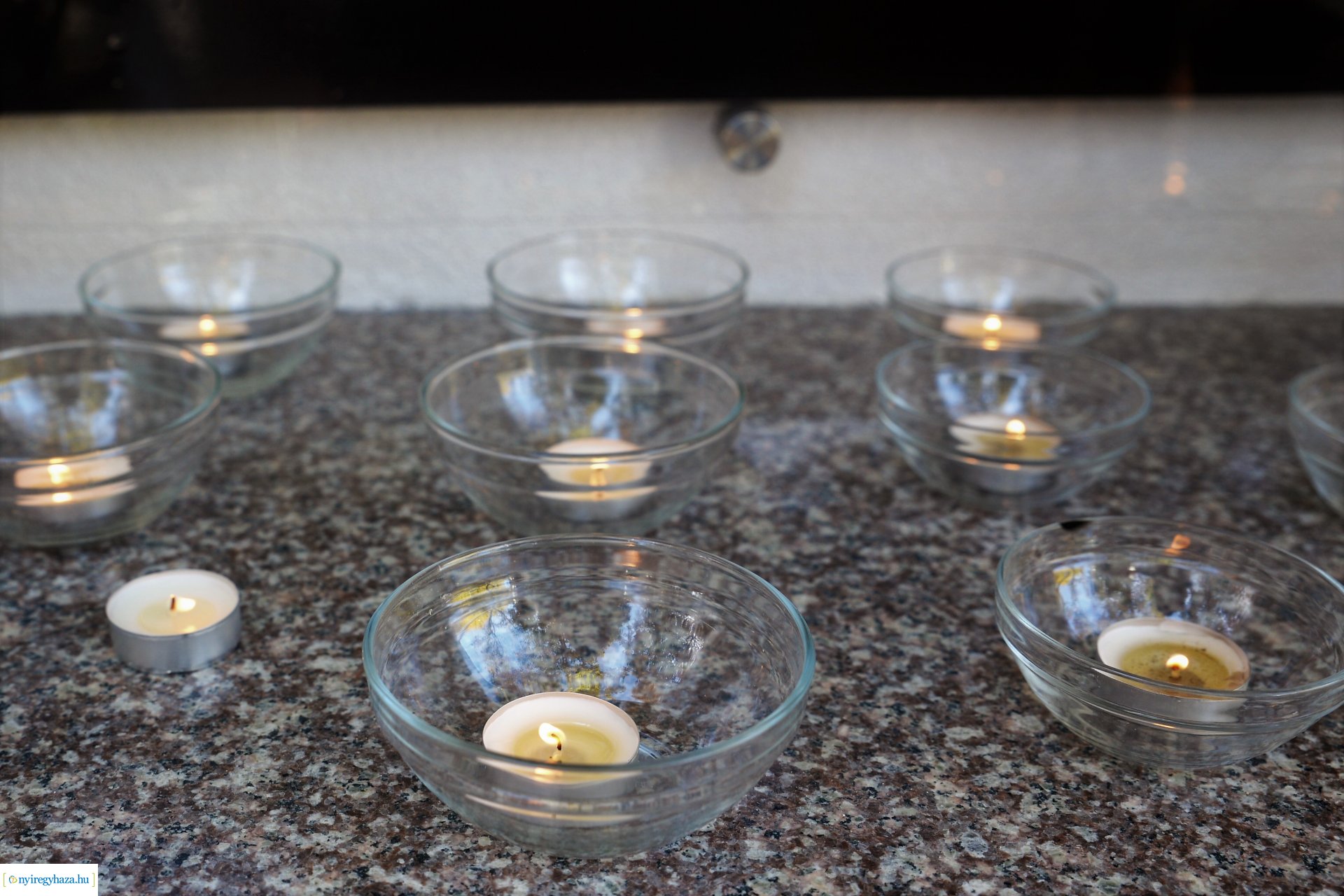 Közös gyertyagyújtás a Szociális Gondozási Központ  Pacsirta utcai intézményében