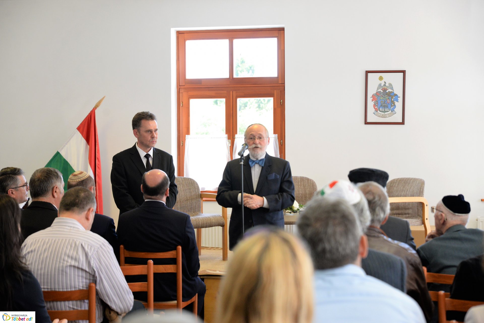 "Közös gyökereink és a megváltás fénye"