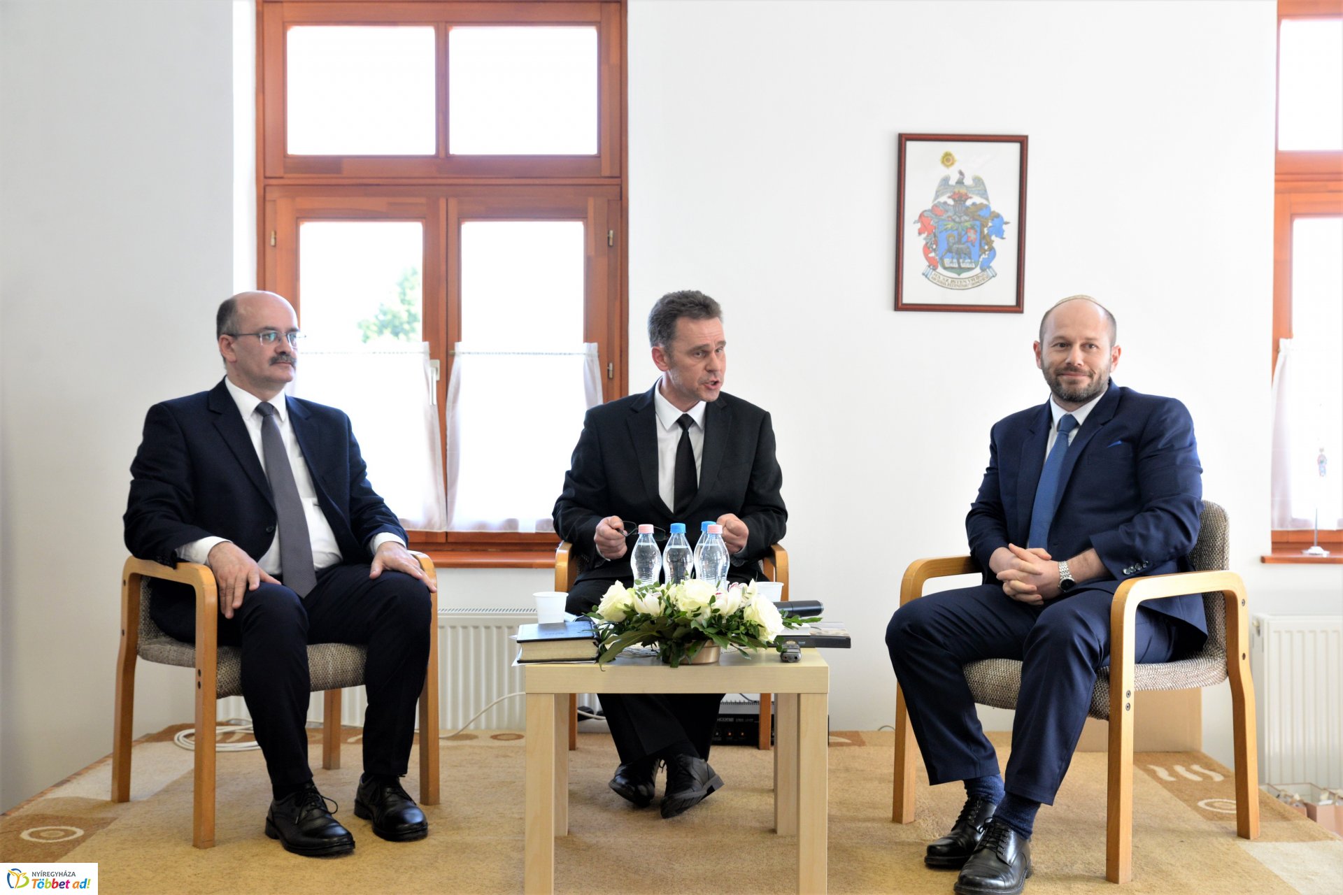 "Közös gyökereink és a megváltás fénye"