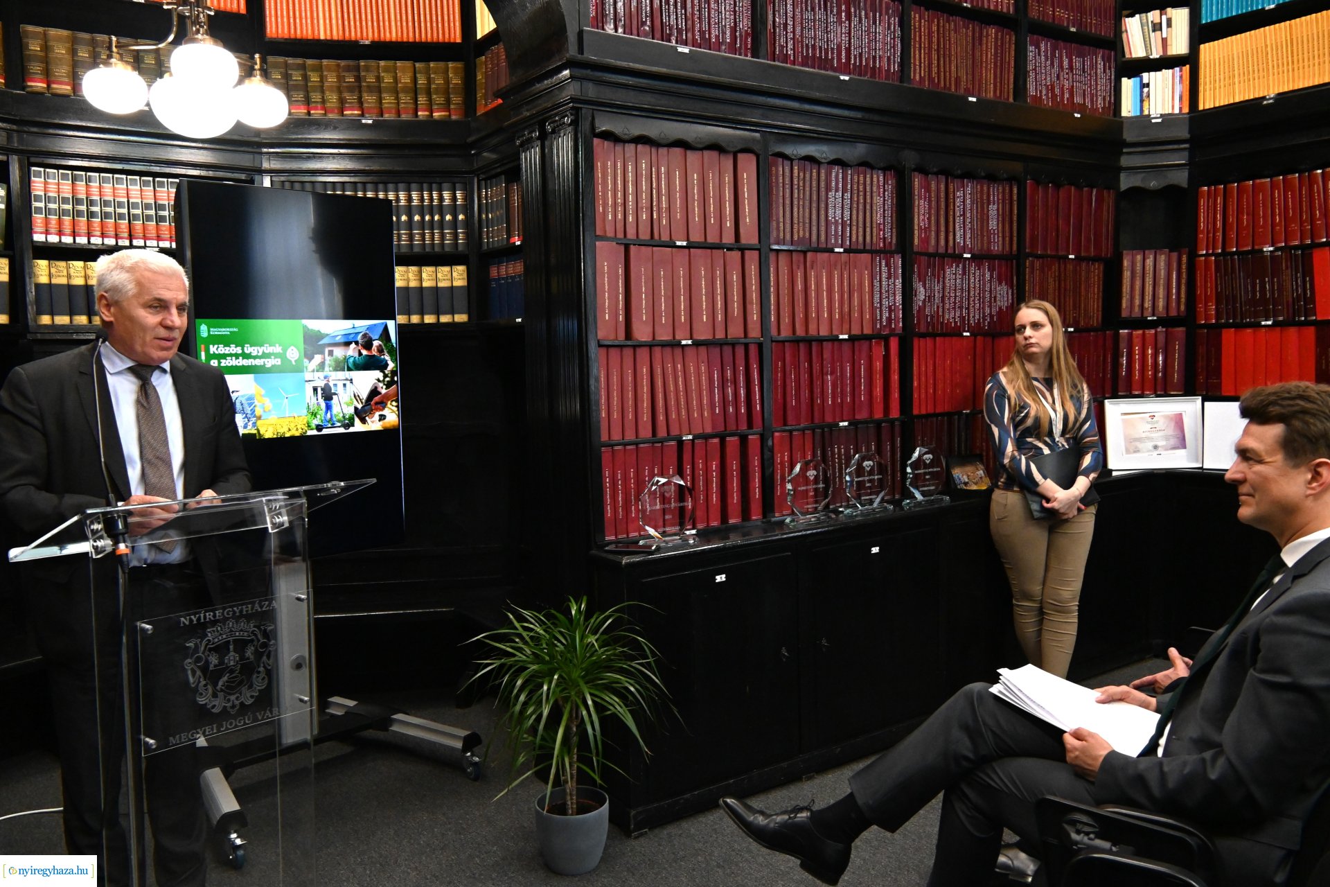 Közös ügyünk a zöldenergia - sajtótájékoztató a Városházán