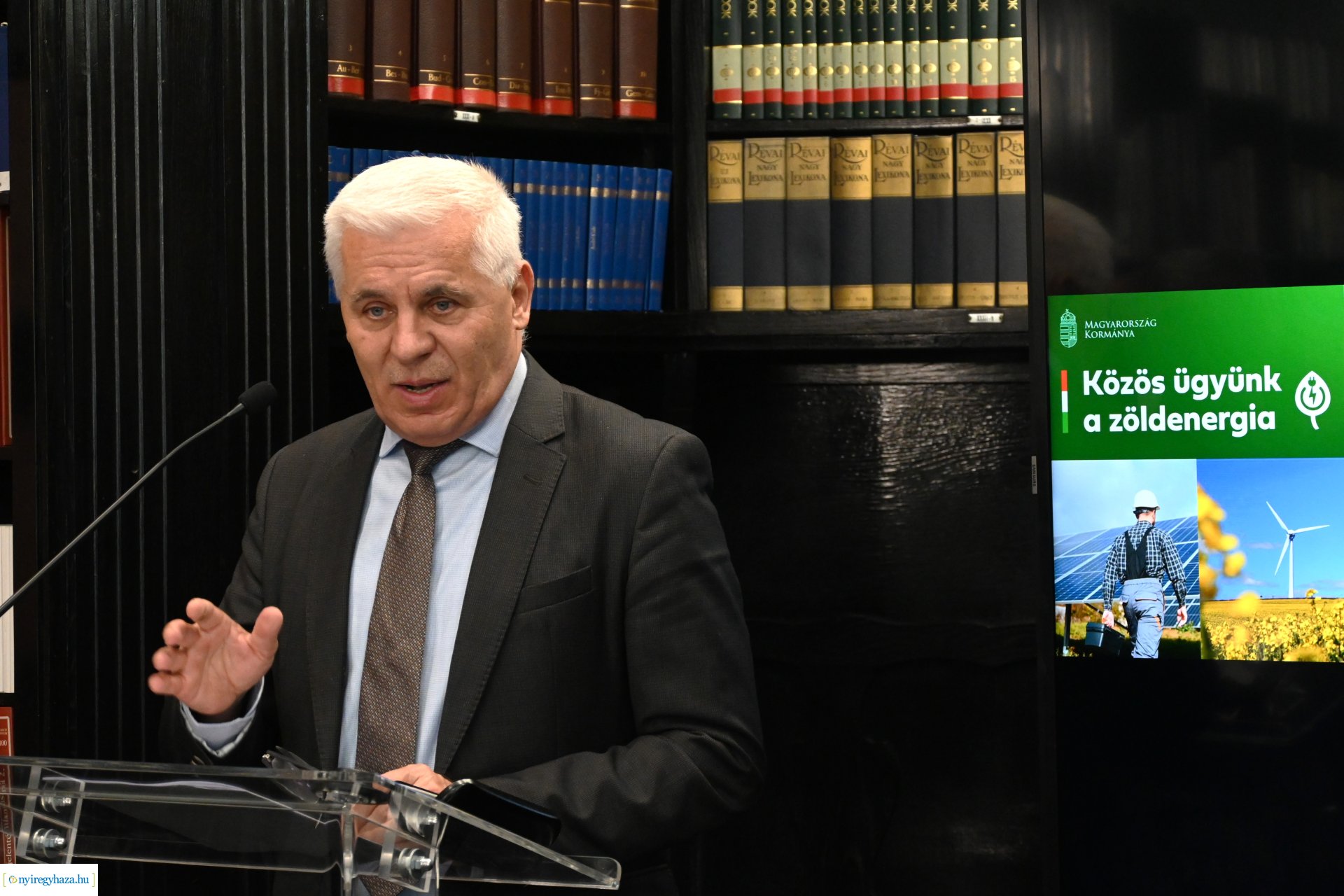 Közös ügyünk a zöldenergia - sajtótájékoztató a Városházán