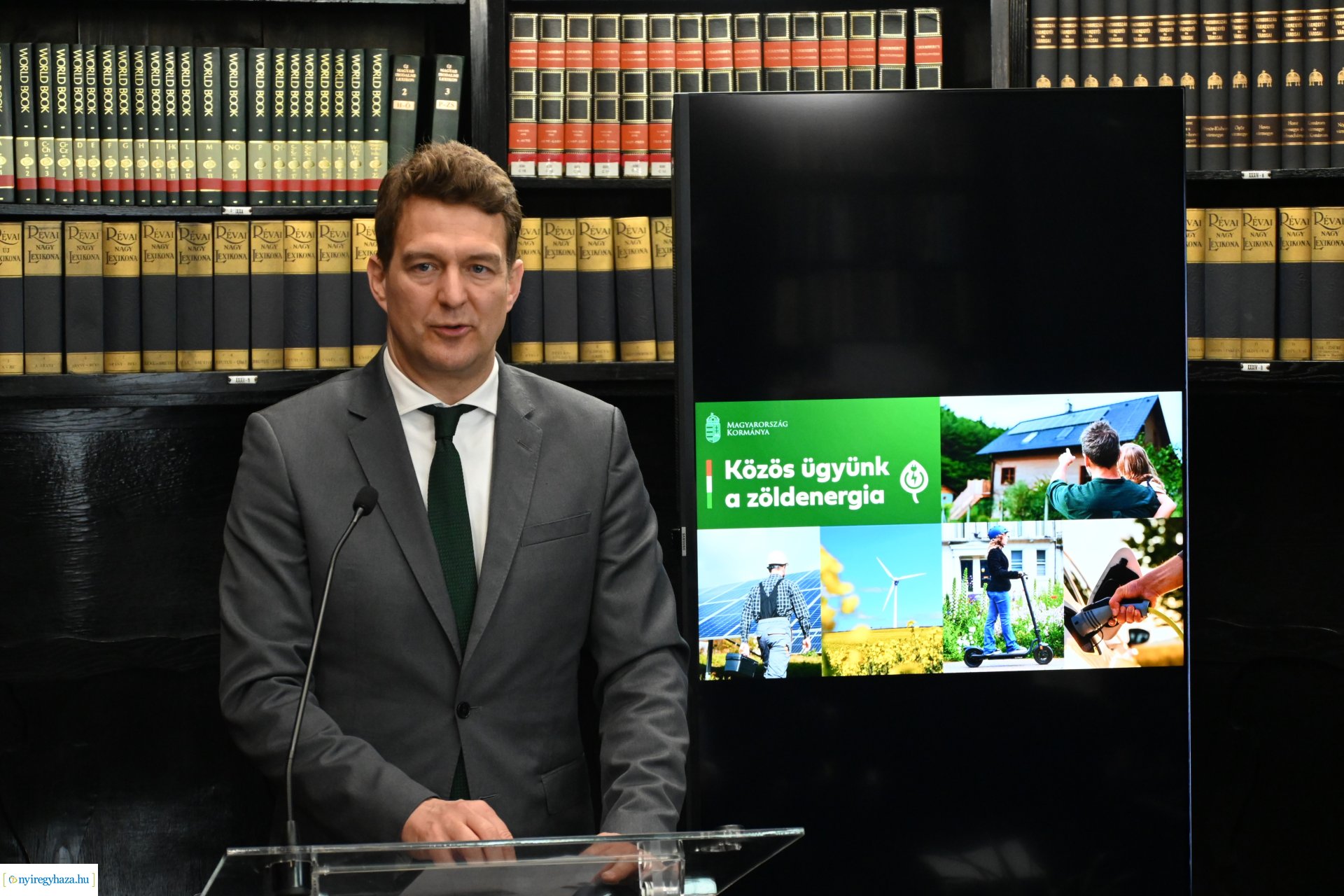 Közös ügyünk a zöldenergia - sajtótájékoztató a Városházán