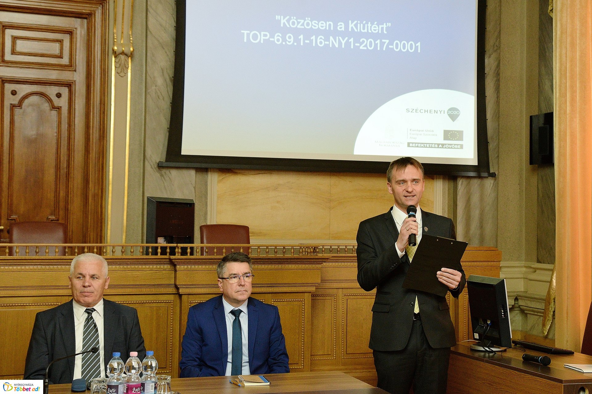 Közösen a kiútért - konferencia megnyitó