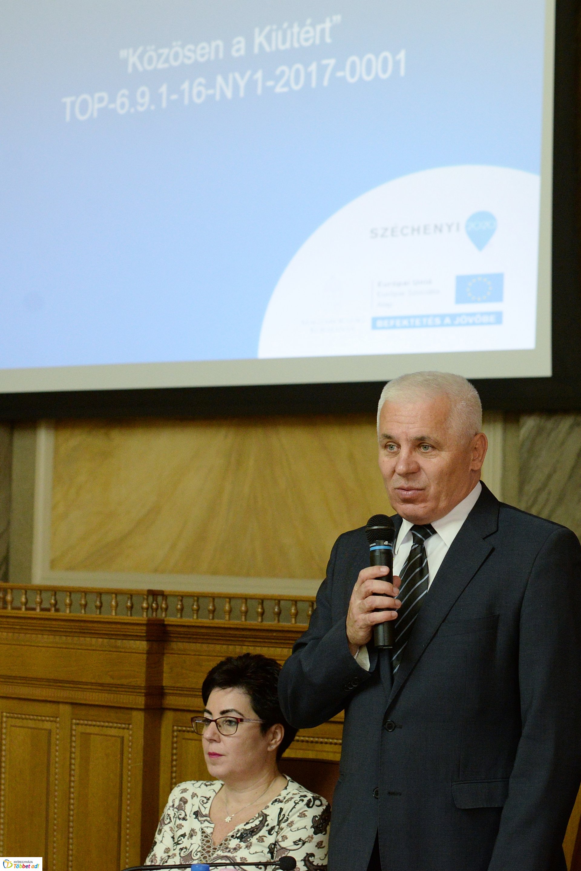 Közösen a kiútért - konferencia megnyitó