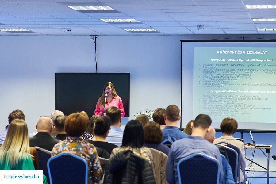 Közösen a kiútért - záró konferencia