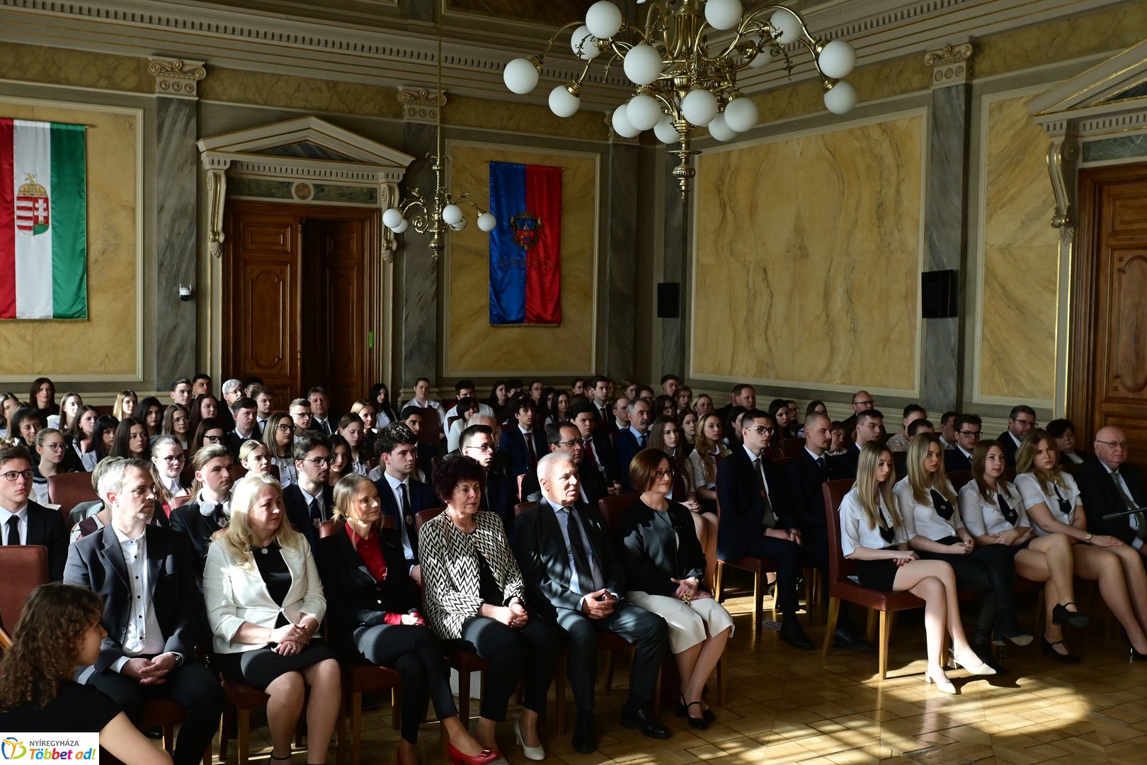 Központi ballagás Nyíregyházán 2025 áprilisában