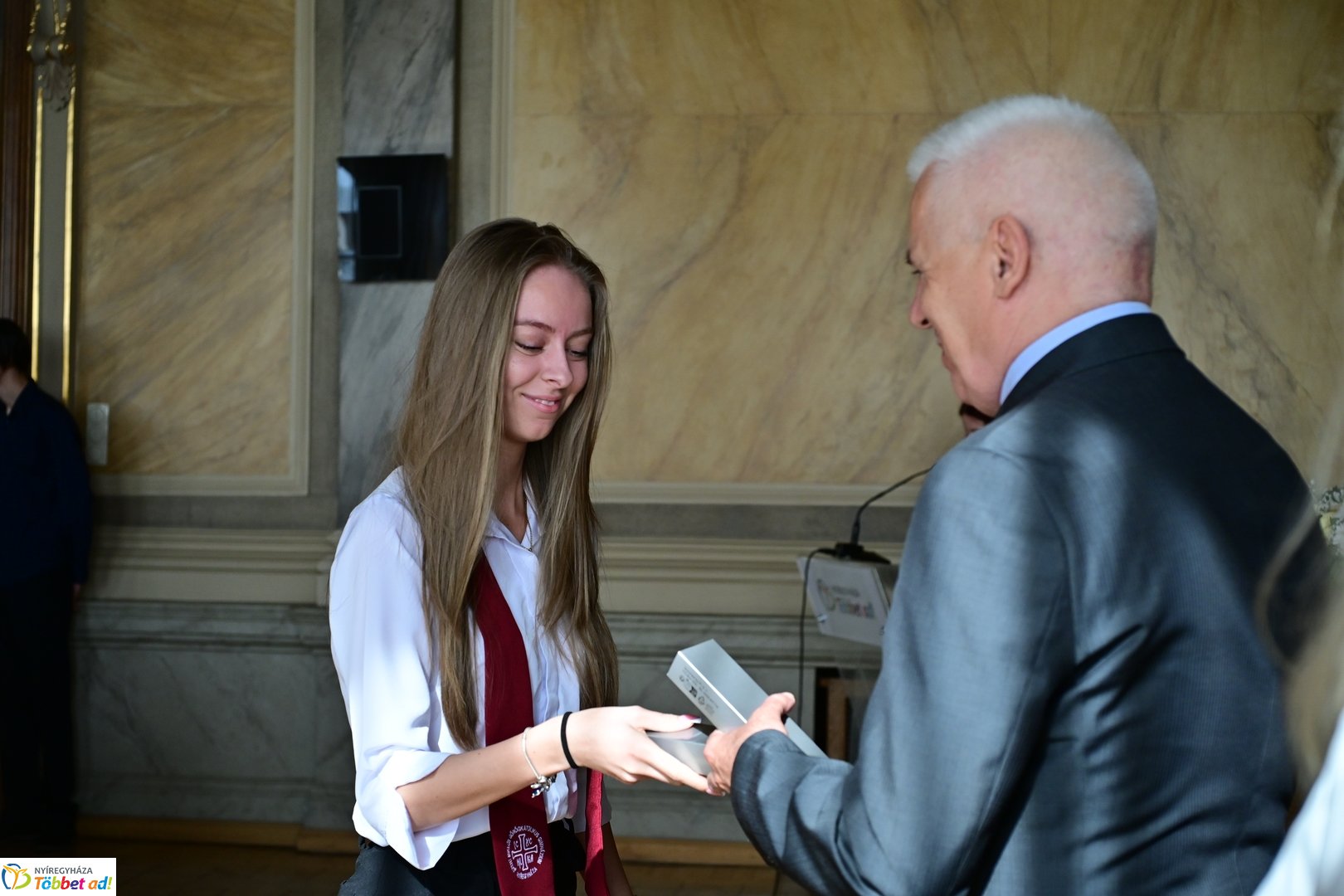 Központi ballagás Nyíregyházán 2025 áprilisában