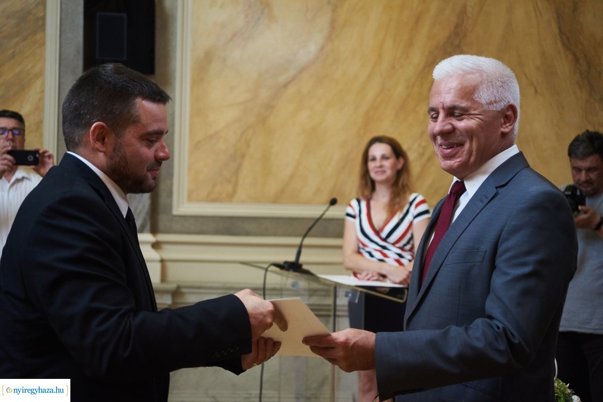 Közszolgálati Tisztviselők Napja 2020