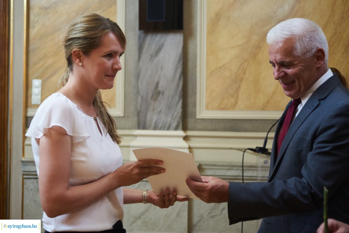 Közszolgálati Tisztviselők Napja 2020