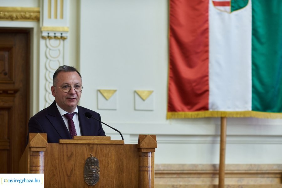 Közszolgálati Tisztviselők Napja a Megyeházán 2024