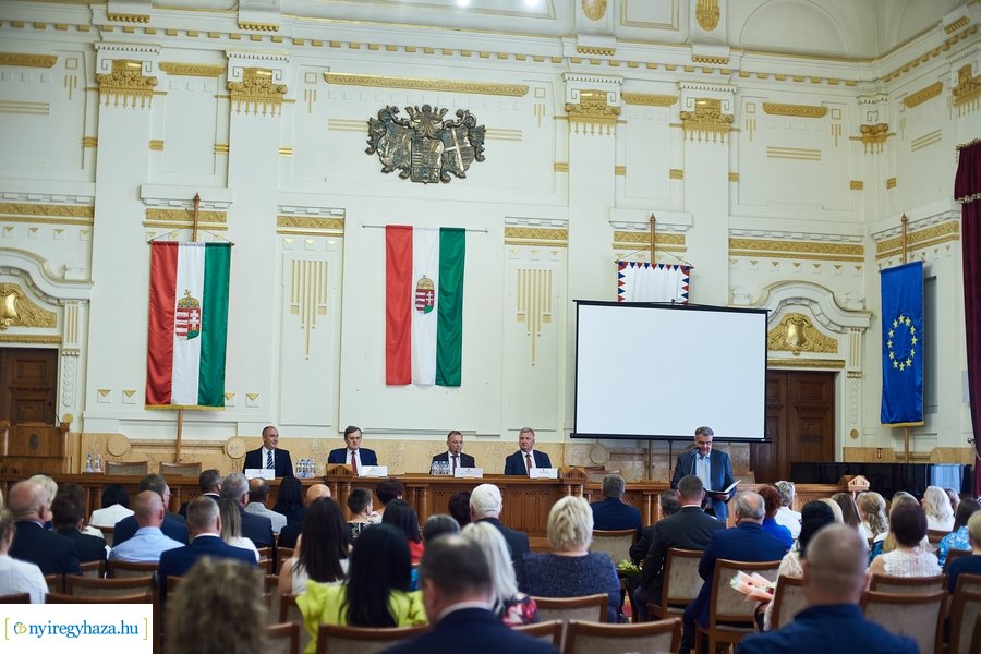 Közszolgálati Tisztviselők Napja a Megyeházán 2024