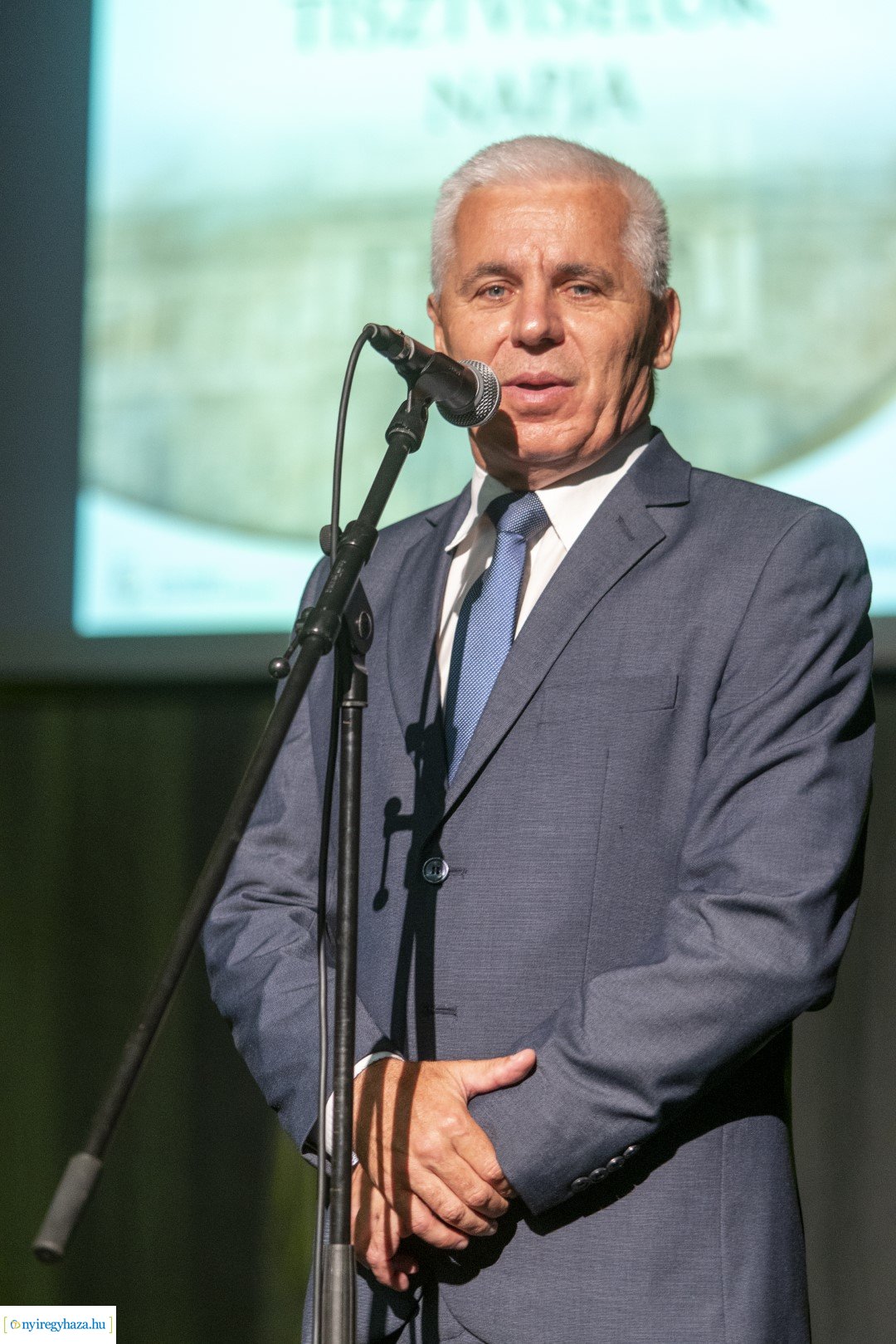 Közszolgálati Tisztviselők Napja