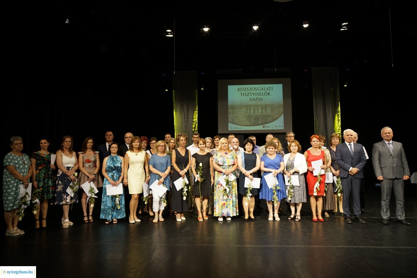 Közszolgálati Tisztviselők Napja