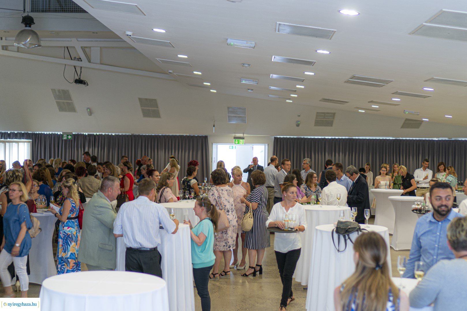 Közszolgálati Tisztviselők Napja