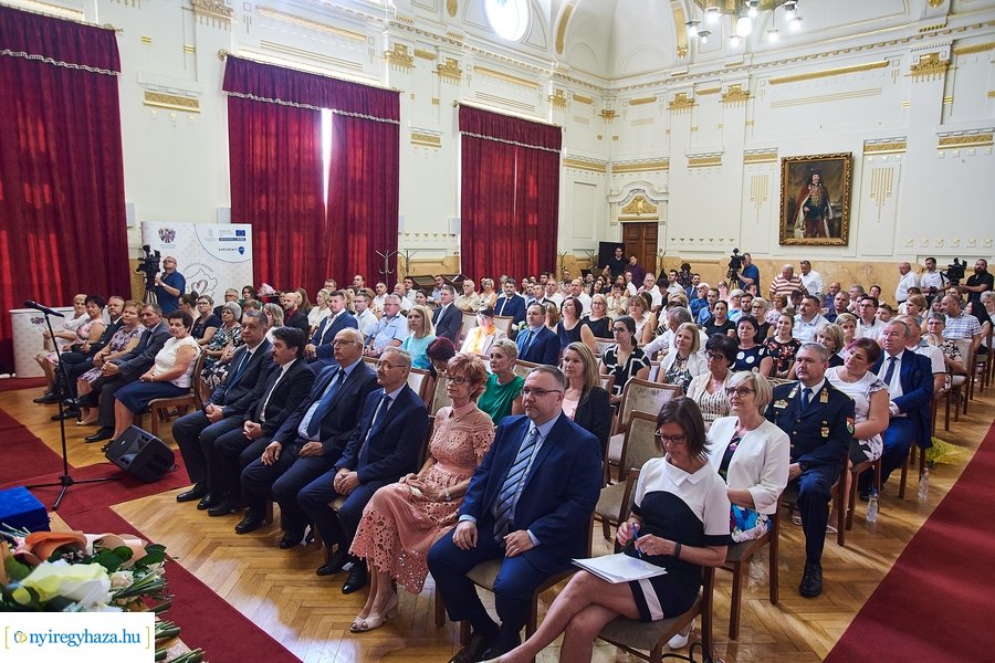 Köztisztviselői és Kormánytisztviselői Nap 2022