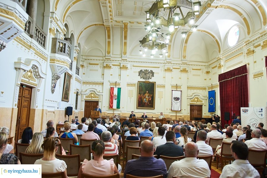 Köztisztviselői és Kormánytisztviselői Nap 2022