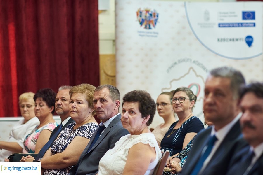 Köztisztviselői és Kormánytisztviselői Nap 2022