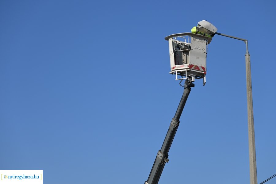 Közvilágítás maradék részének a visszakapcsolása