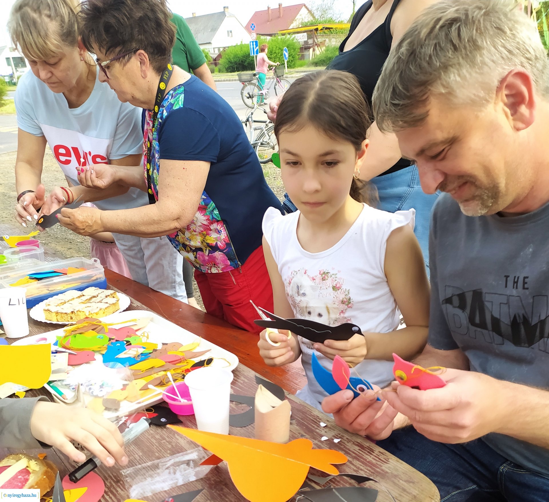 Kreatív délutánt tartott az Orosért Közéleti Egyesület a Madarak és fák napja alkalmából