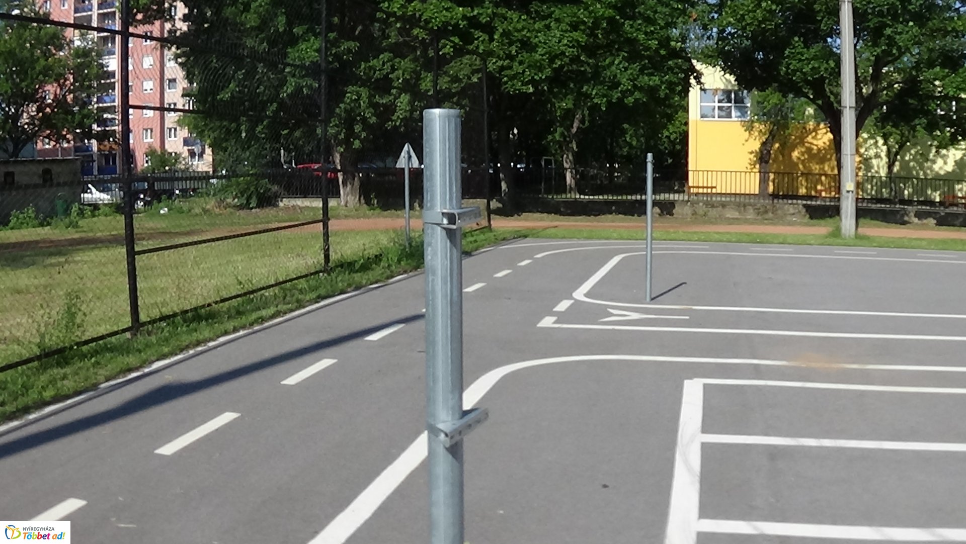 KRESZ-táblákat rongáltak Nyíregyházán