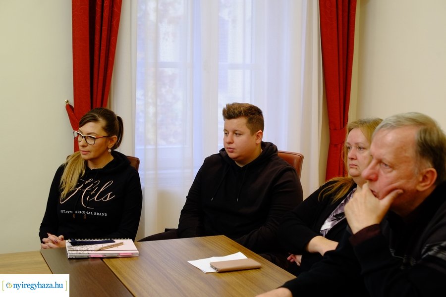 Krízis megbeszélés 20221117